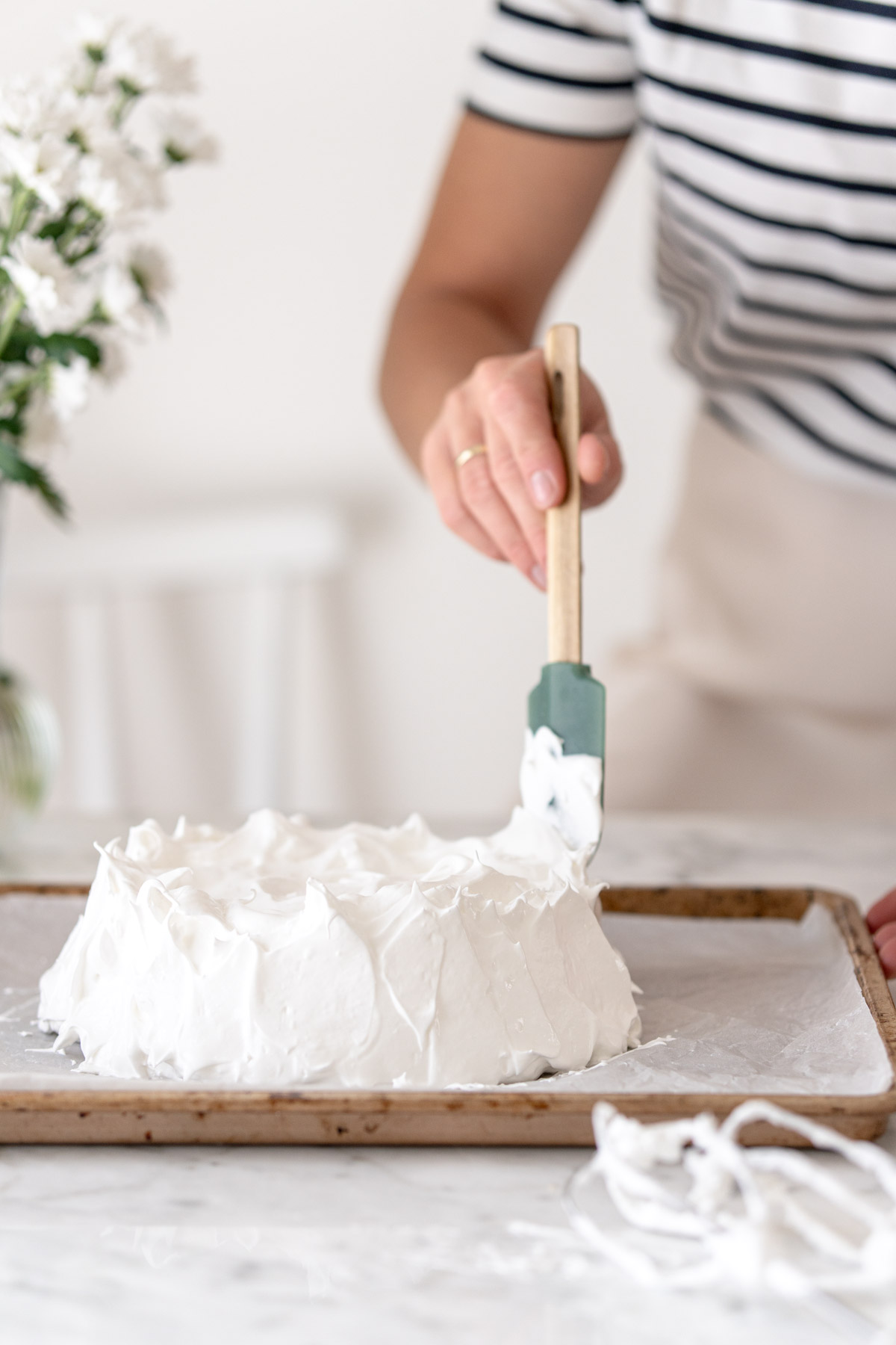 beza z mascarpone i owocami