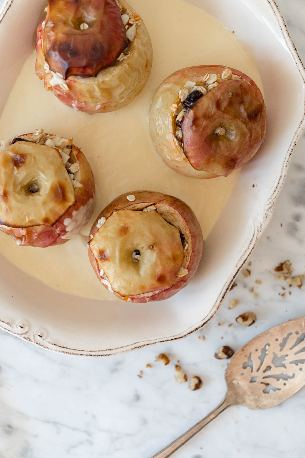 jabłka pieczone z sosem waniliowym