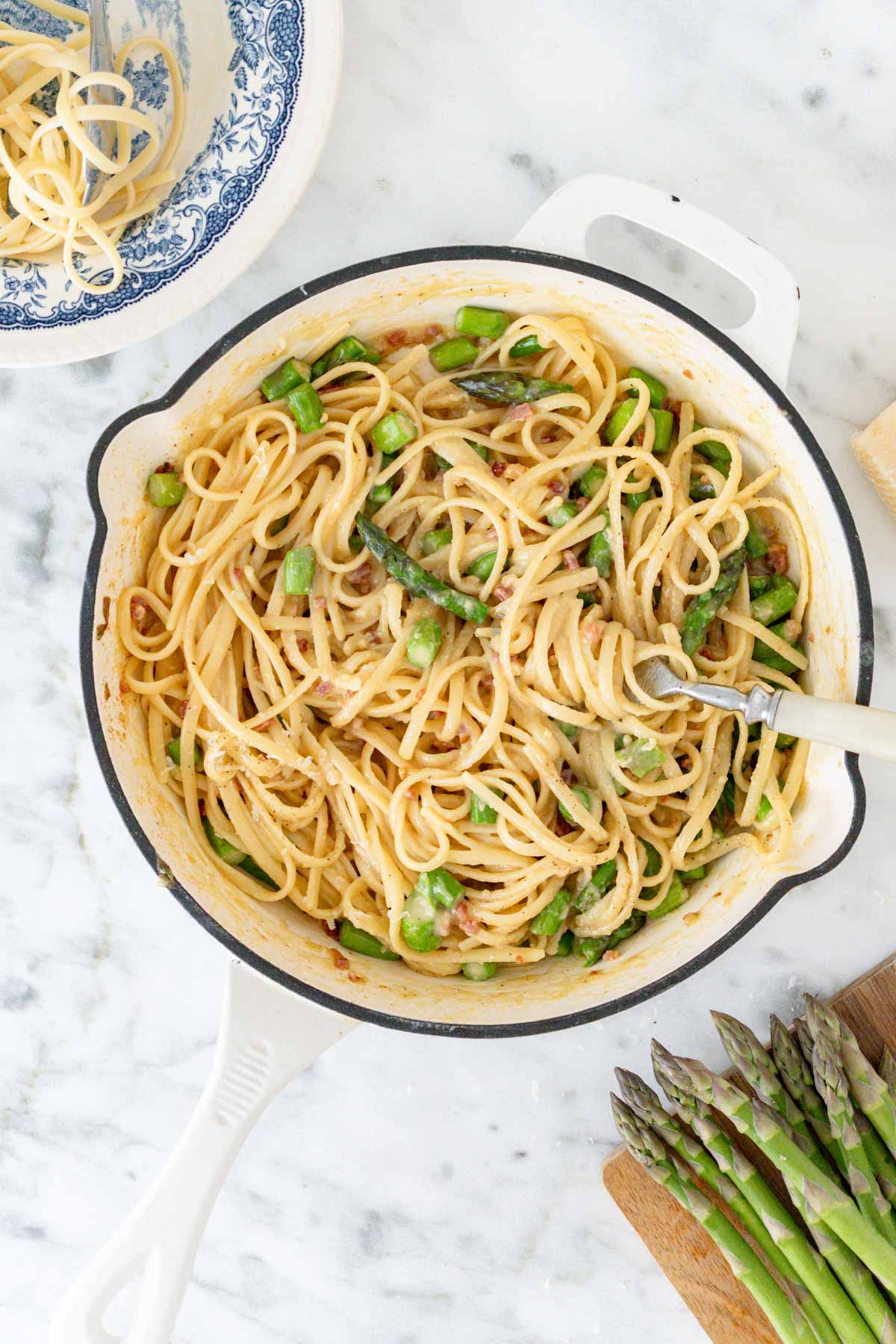 makaron ze szparagami